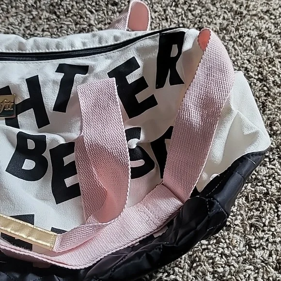 Benefit Cosmetics Duffle Bag EUC - Picture 4 of 7